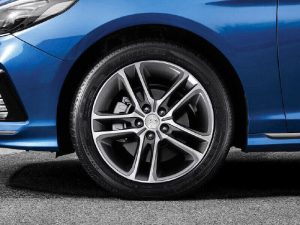 Hyundai Sonata MY18 exterior key feature 3 800x600