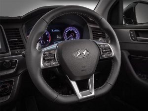 Hyundai Sonata MY18 interior rail 3 800x600 v2