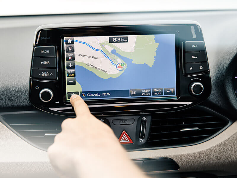 Hyundai i30 PD satnav 800x600