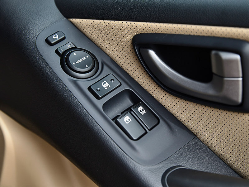Hyundai iMax power windows 800x600
