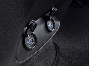 Hyundai USB charging ports 800x600
